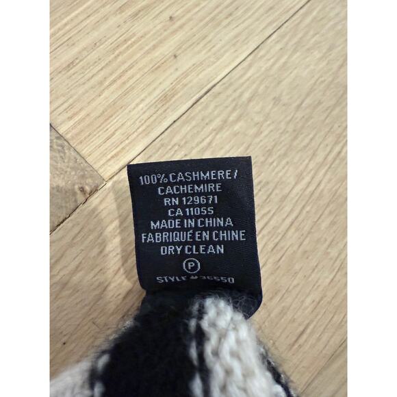 360 Etc.	FEMME Beige and Black Beanie with  Fur PomPom - Picture 6 of 9